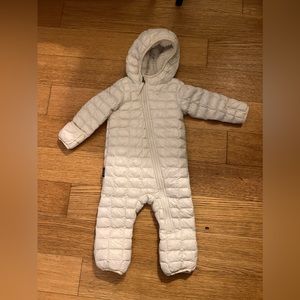 The North Face Infant ThermoBall Sz 12-18 M